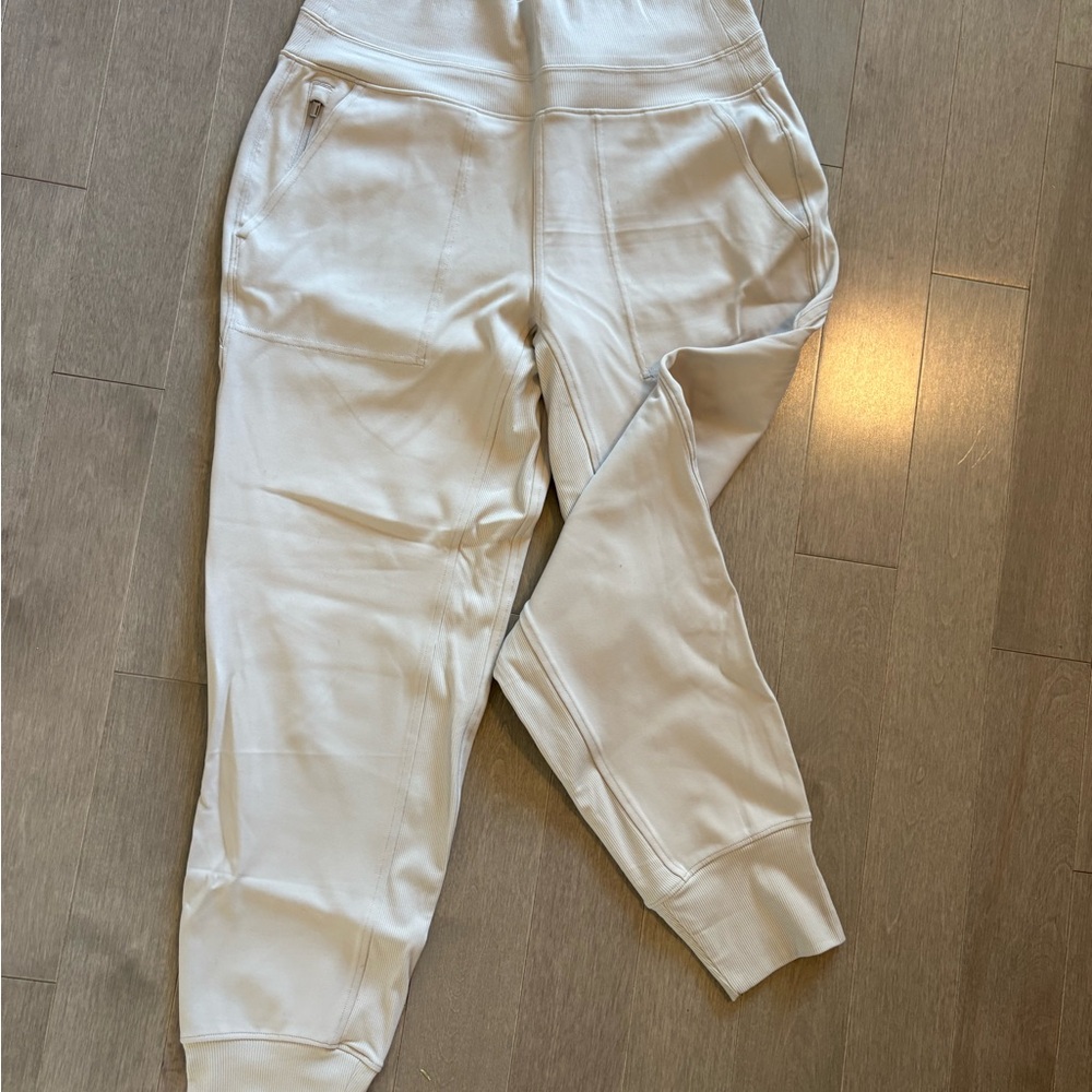 Women's Cream Jogger Pants